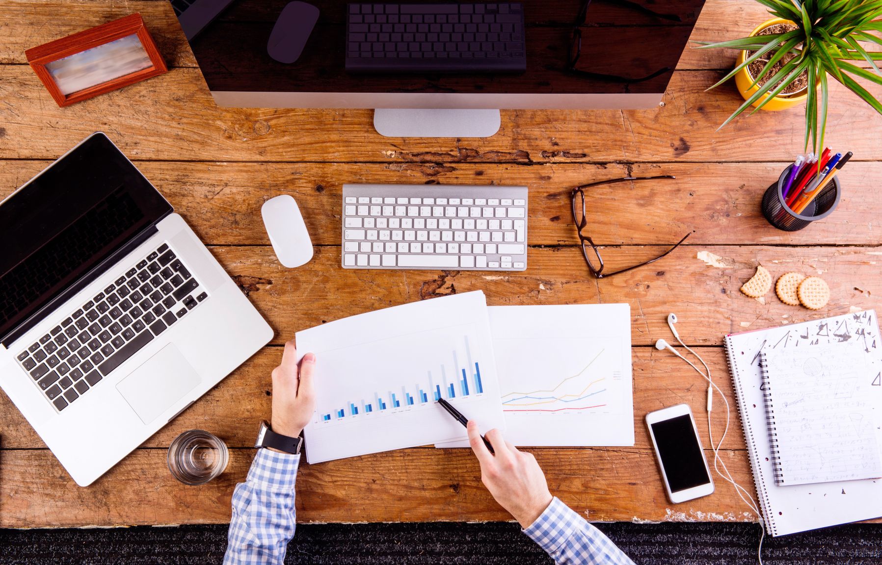 Businessman working with chart graph
